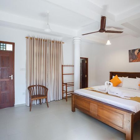 Villa Windfall Unawatuna Luaran gambar