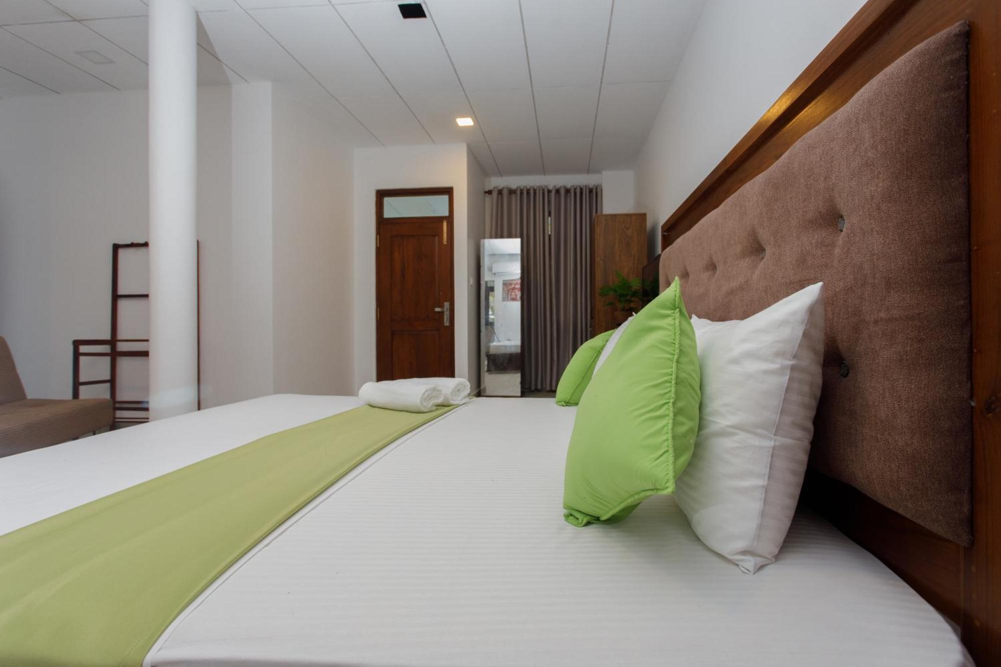 Villa Windfall Unawatuna Luaran gambar